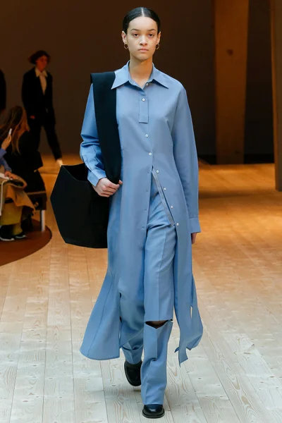 Look 9